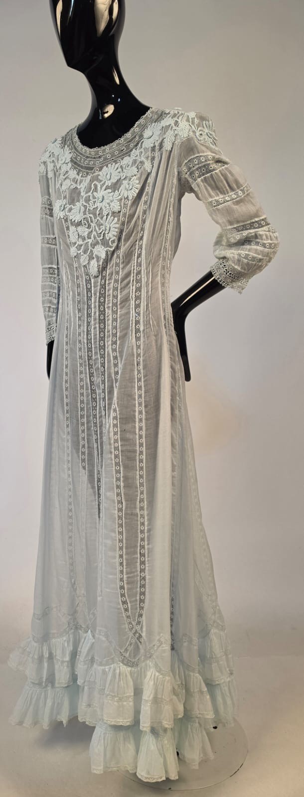 ROMANTIC EDWARDIAN ICE BLUE COTTON DRESS W APPLIED LACE + RUFFLE BOTTOM