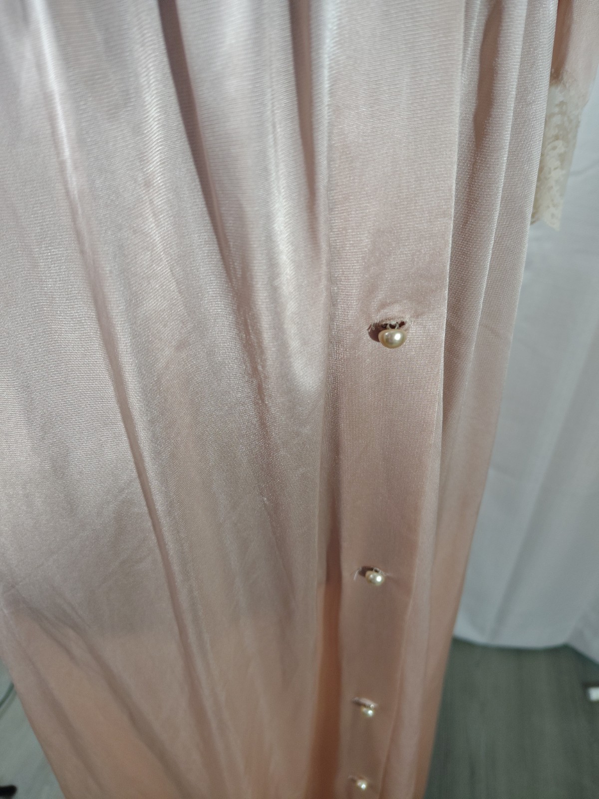 VTG 70s Shadowline Peignoir Robe Small Pink Lace Pearl Button Coquette Made USA