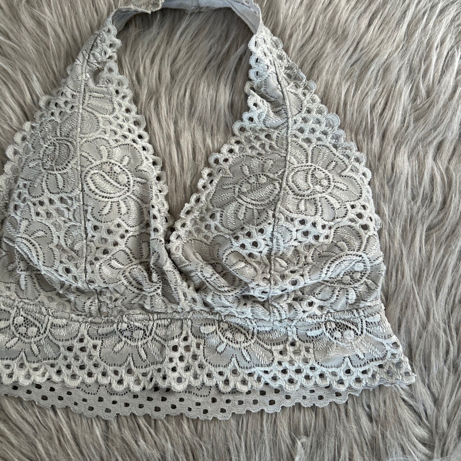Aeropostale Wireless Halter Bralette Women Size XL Gray Floral Lace Wirefree Bra