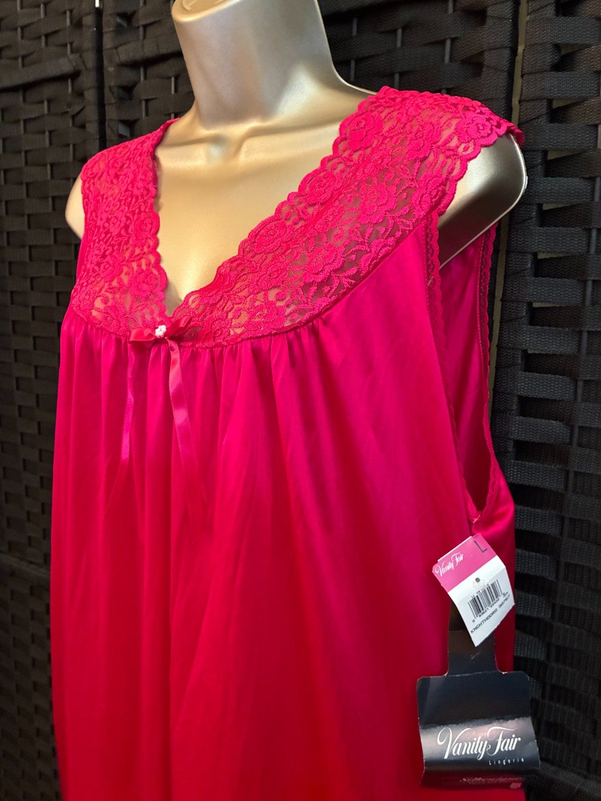 VANITY FAIR NIGHTGOWN Large KNIGHTHOOD RED PINK Vintage NOS Nylon Babydoll NWT