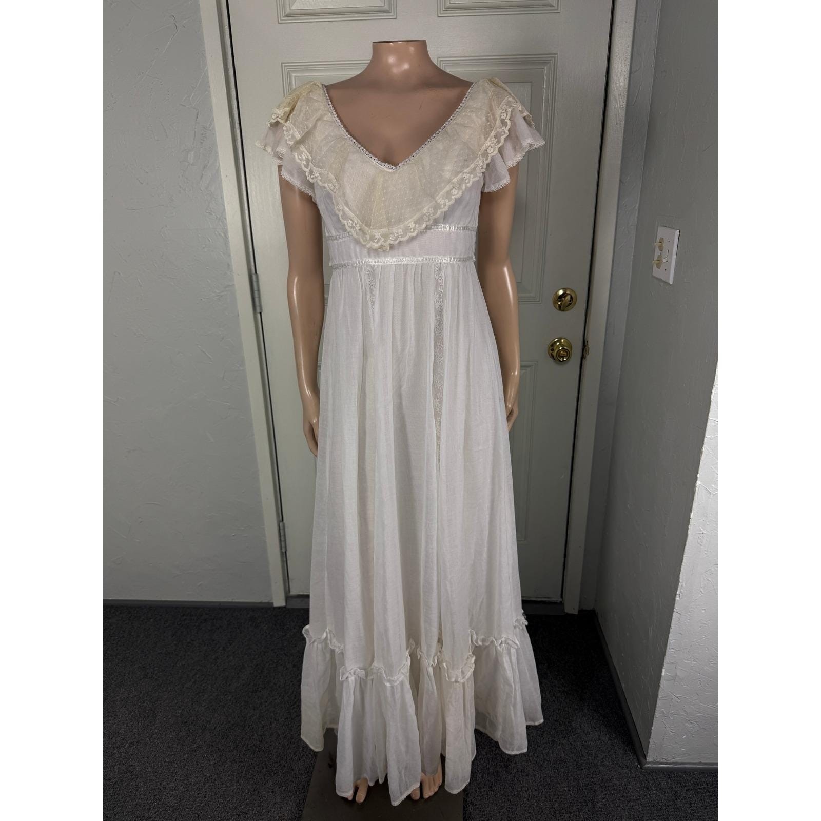 Vintage 70s Gunne Sax Dress Prairie Floral Lace Cottage Bohemian Wedding 5 K26