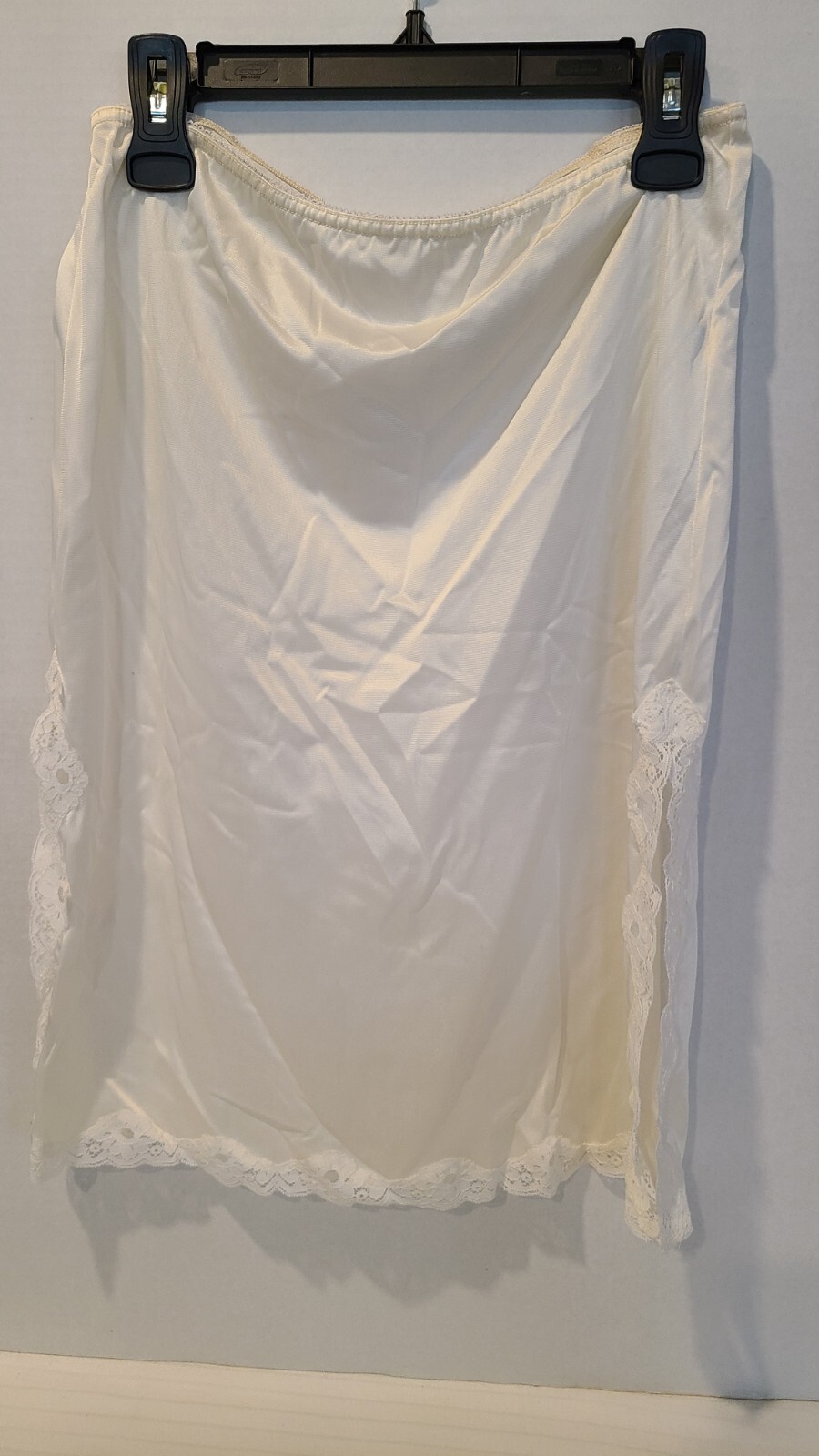 Small-Vtg Mel lin White Bridal half slip Skirt-Double Slit Lace-Fits 30&Prime;in Waist