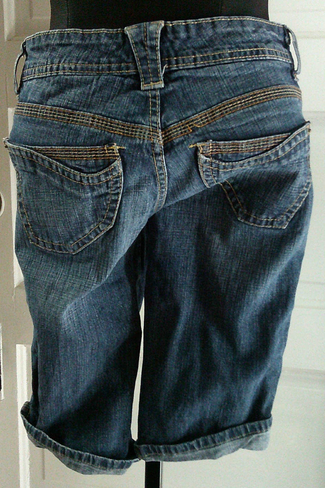 90&rsquo;s UNIONBAY Junior&rsquo;s Denim Low Rise Capri Jeans 3