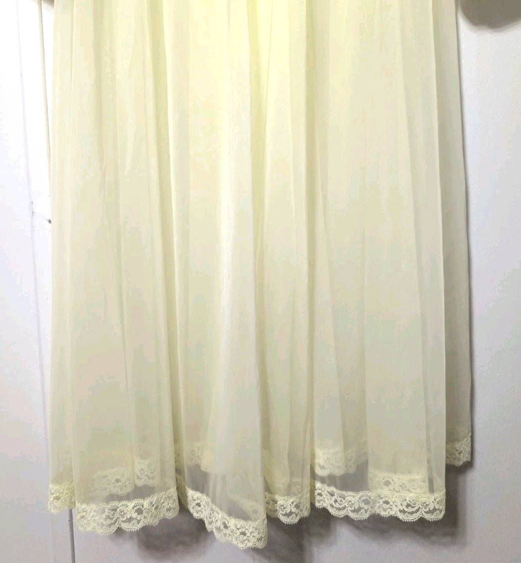Vtg Shadowline Yellow Nylon Lace Chiffon Peignoir Robe Sheer Sz Large