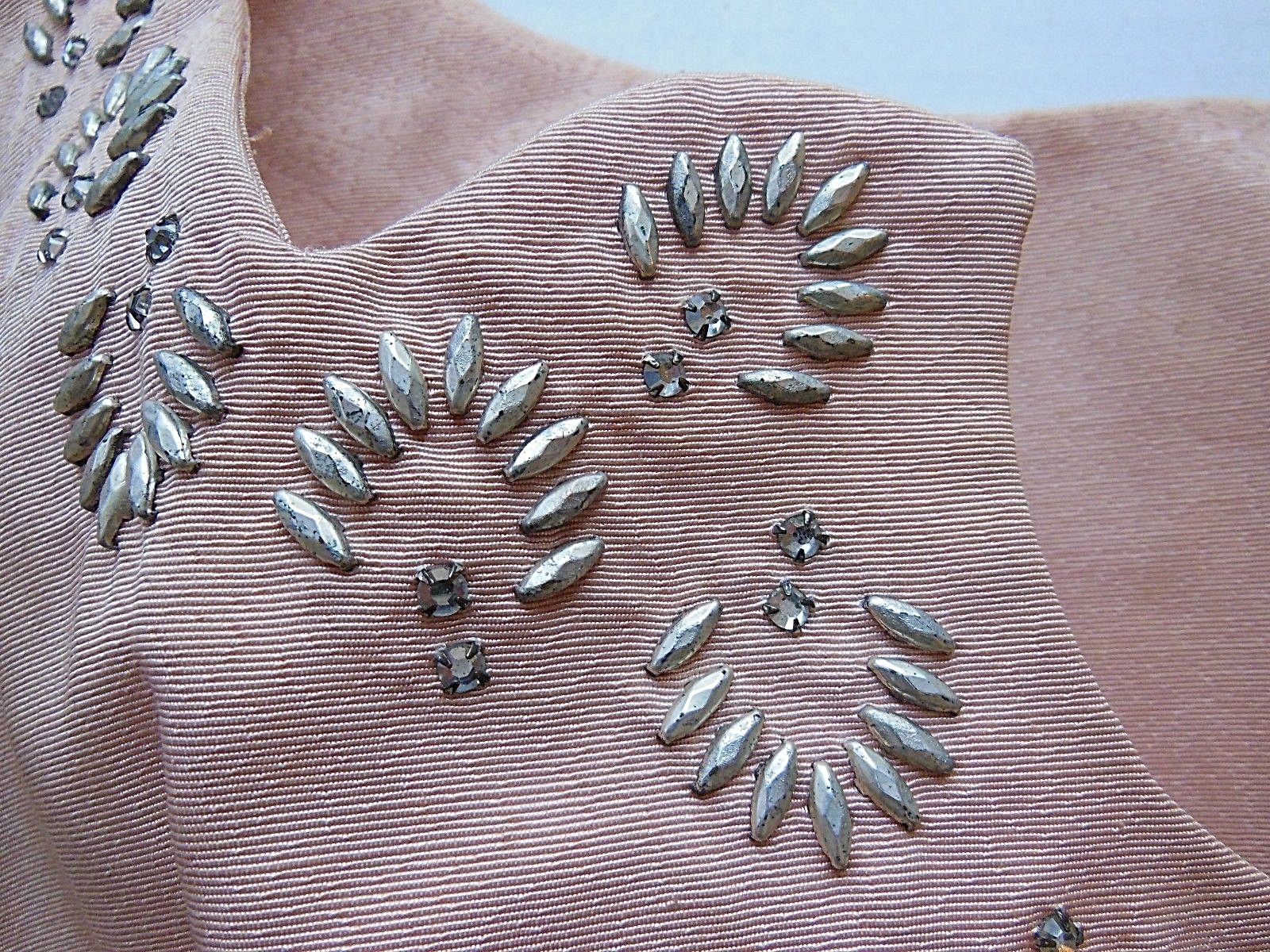 Vintage 1950&rsquo;s PEACHY PINK FAILLE DRESS Metal Rhinestones Embellishment – Size S