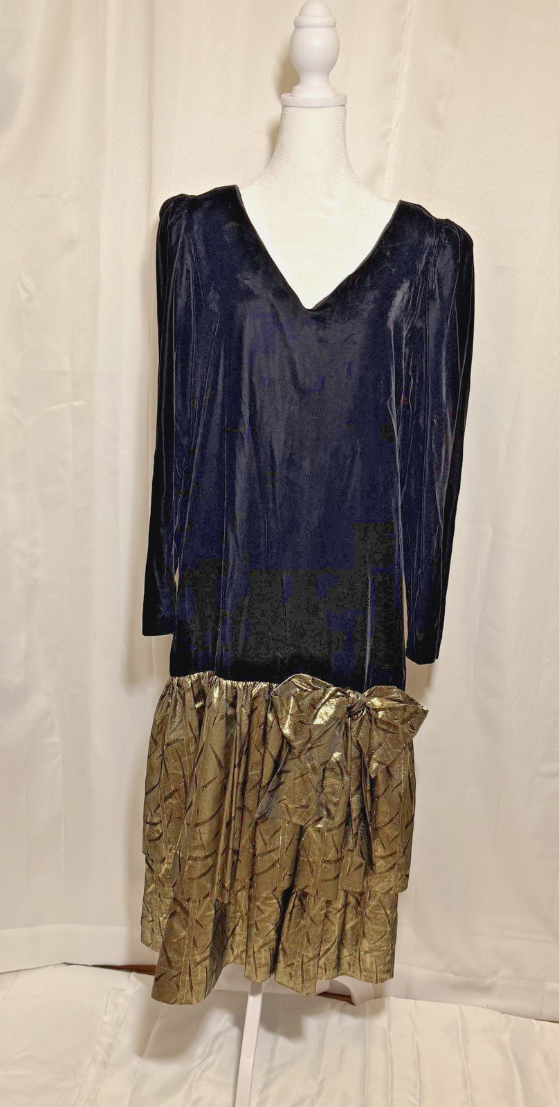 Vintage 80&rsquo;s Ricki Lang NUIT Velvet Gold dress Metallic party Glam Rock Evening