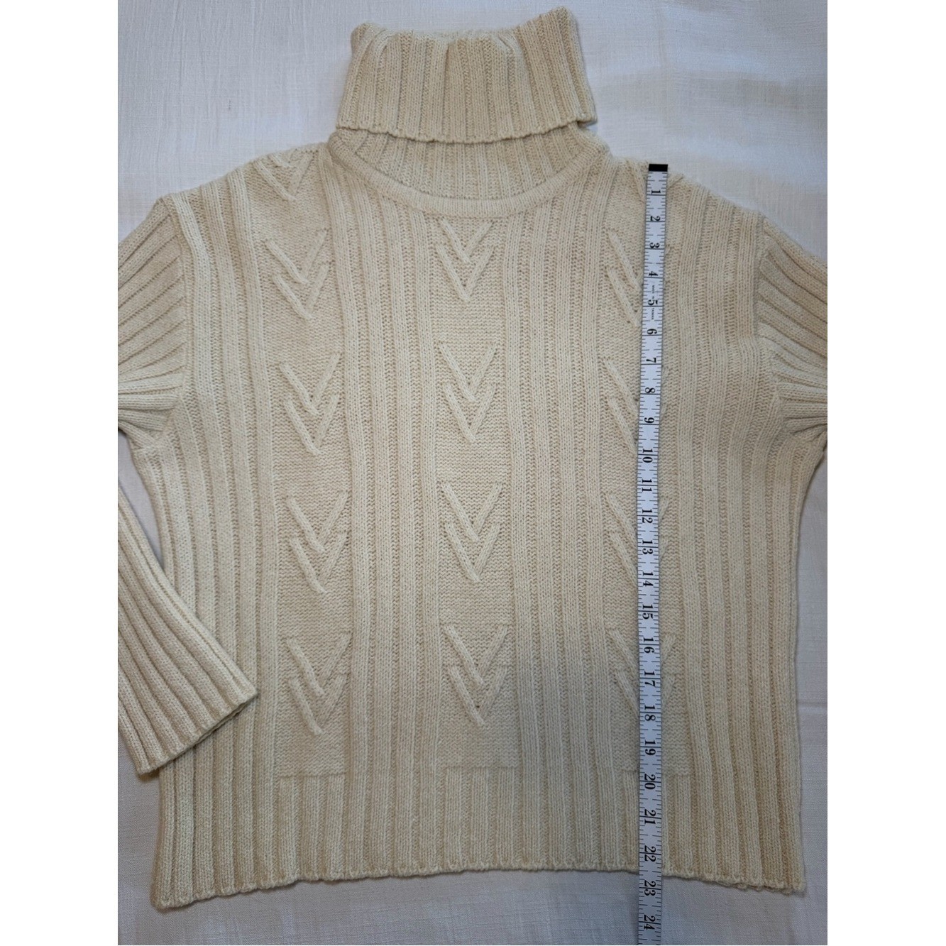 Rodier Paris Vintage Cableknit Turtleneck Wool Blend Sweater in Cream Size M