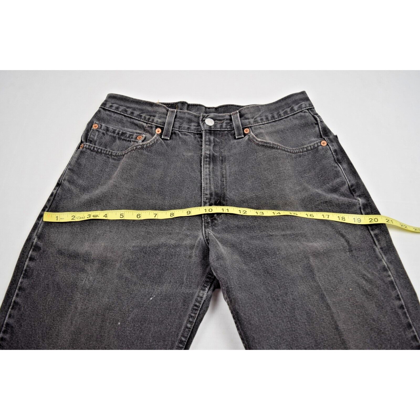 Vintage Levis 550s 33 x 30 90s Black Jeans Relax Fit Straight Leg Made USA 1999