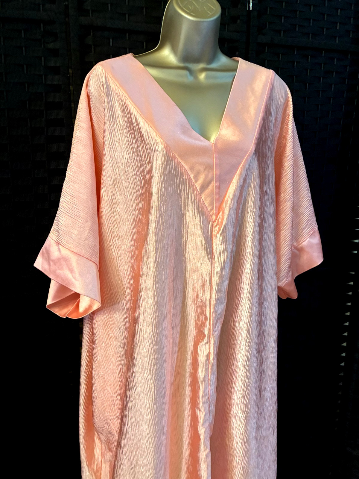 Vintage SOLID PEACH KAFTAN GOWN Plus Size 1X Textured Front Slit Mrs Roper Boho