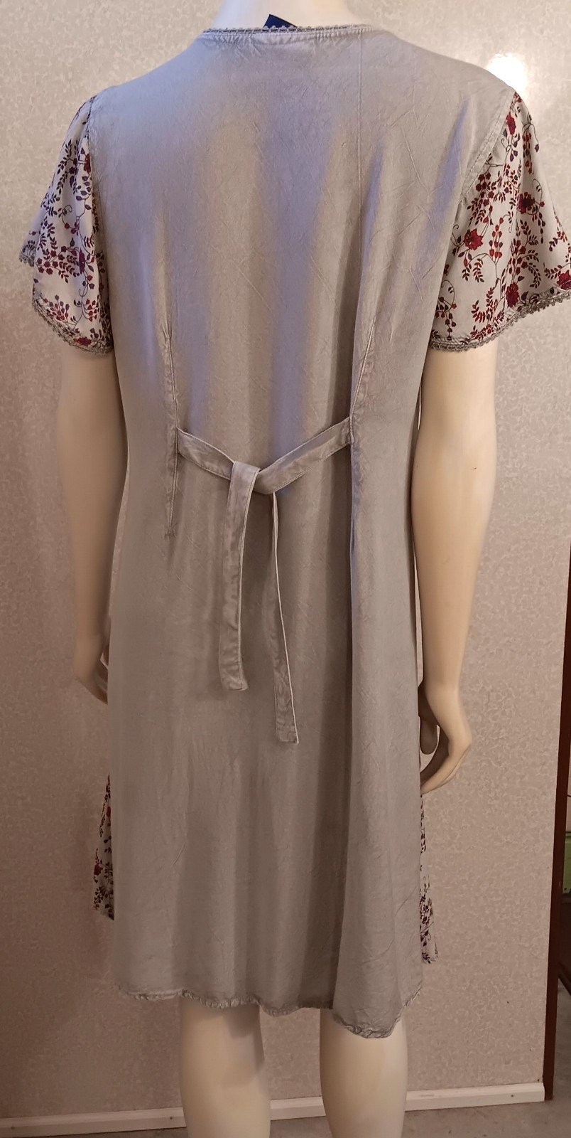 Vtg Coline, Bohemian, Chambray Embroidered Midi Dress, Gray & Cranberry, Lrg