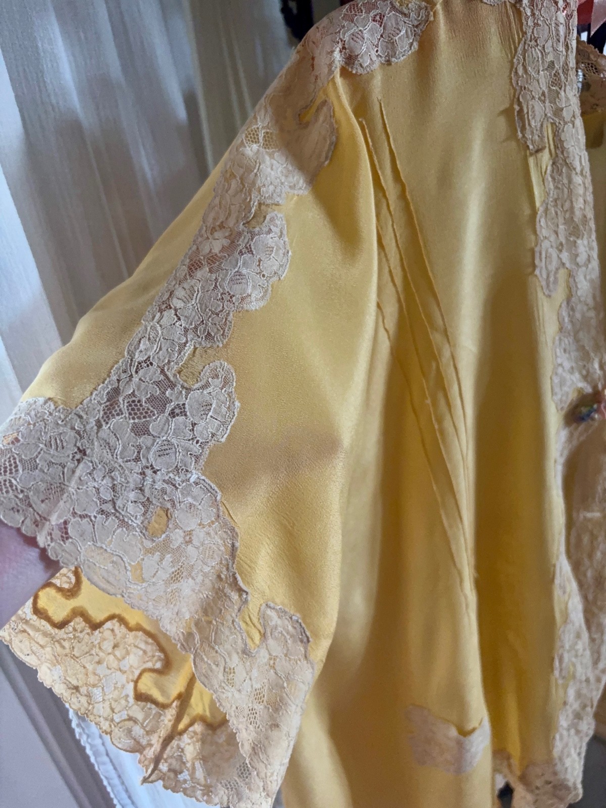 1930s Silk Bed Jacket, Pale Yellow with Blush Lace | Antique Boudoir