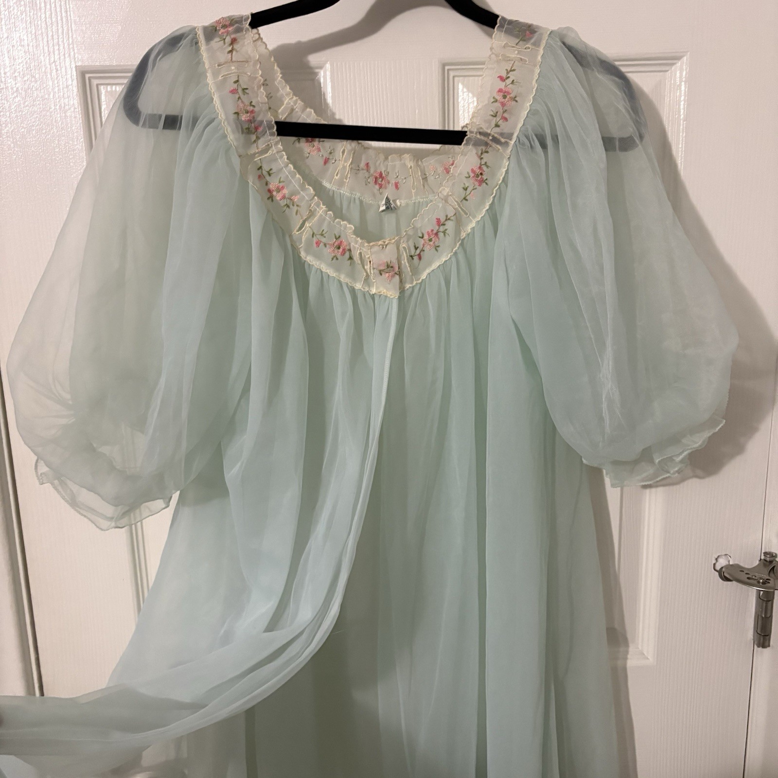 Vintage 1950s Powder Blue Nylon Peignoir Robe by Laros Medium