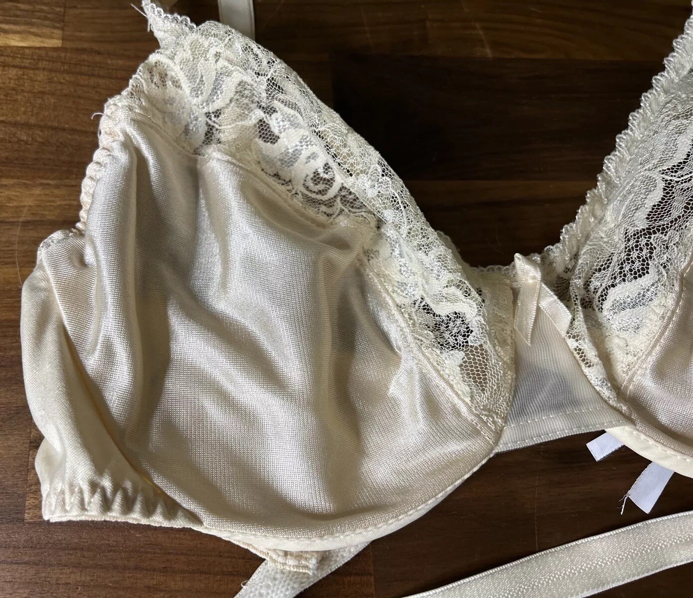Vintage Smoothie Backless Multiway glossy Second Skin Bra Lingerie 34D USA