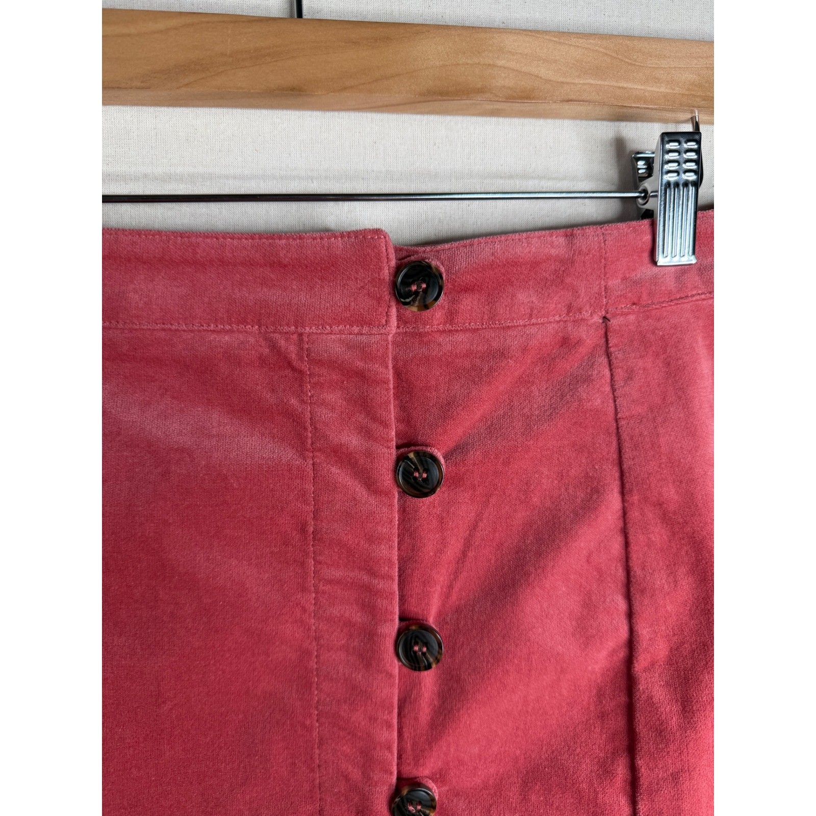 NWT Forever 21 Button Side Mini Skirt size Medium In Rose
