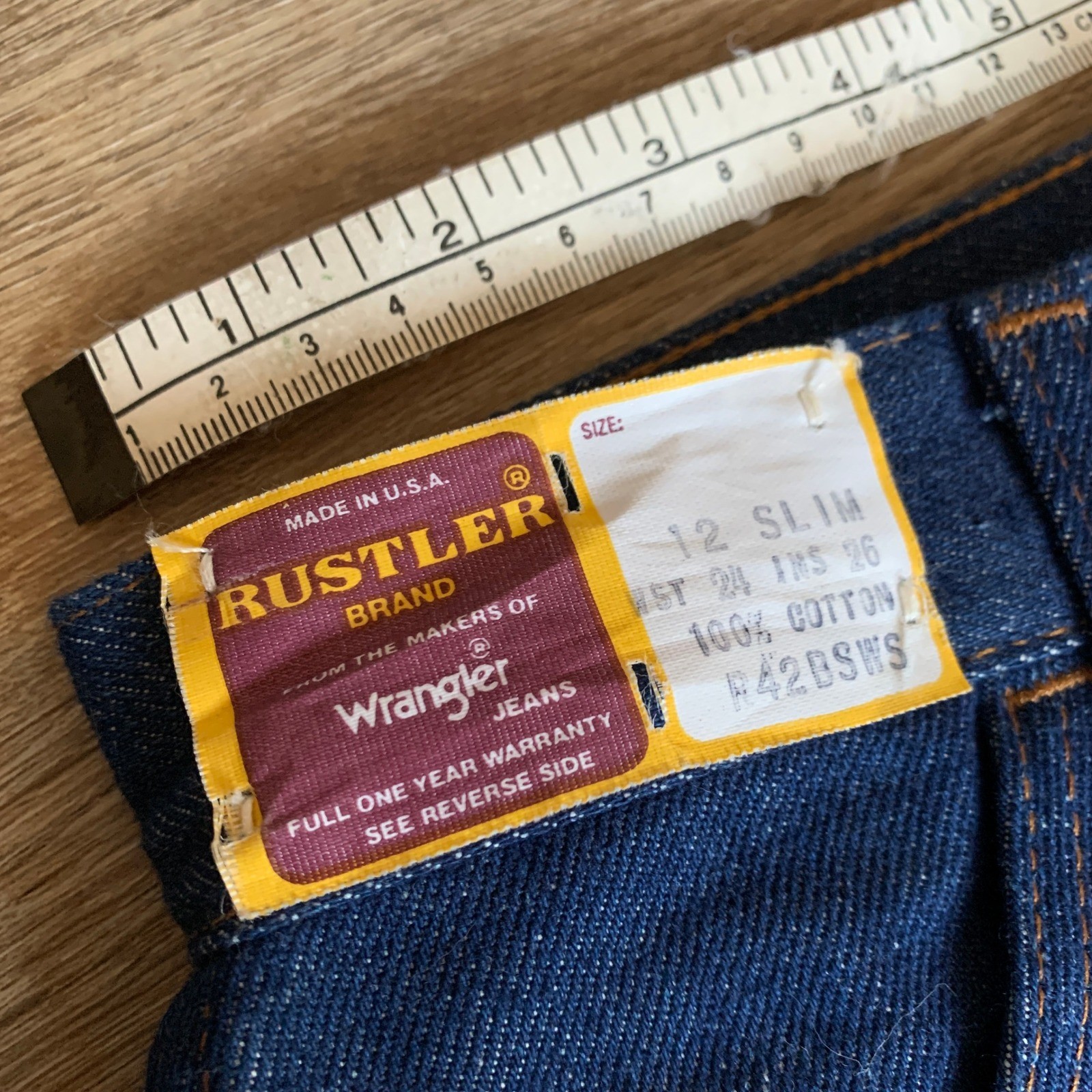 Deadstock Vintage 1980s Rustler Wrangler jeans in size 24×26 womens