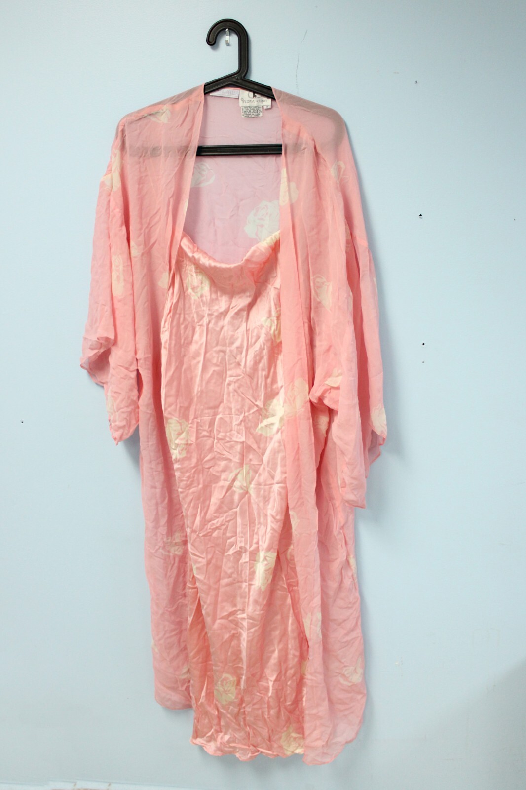 Vintage Flora Kung 100% Silk Pink Sleepwear Set Size M Runs Small