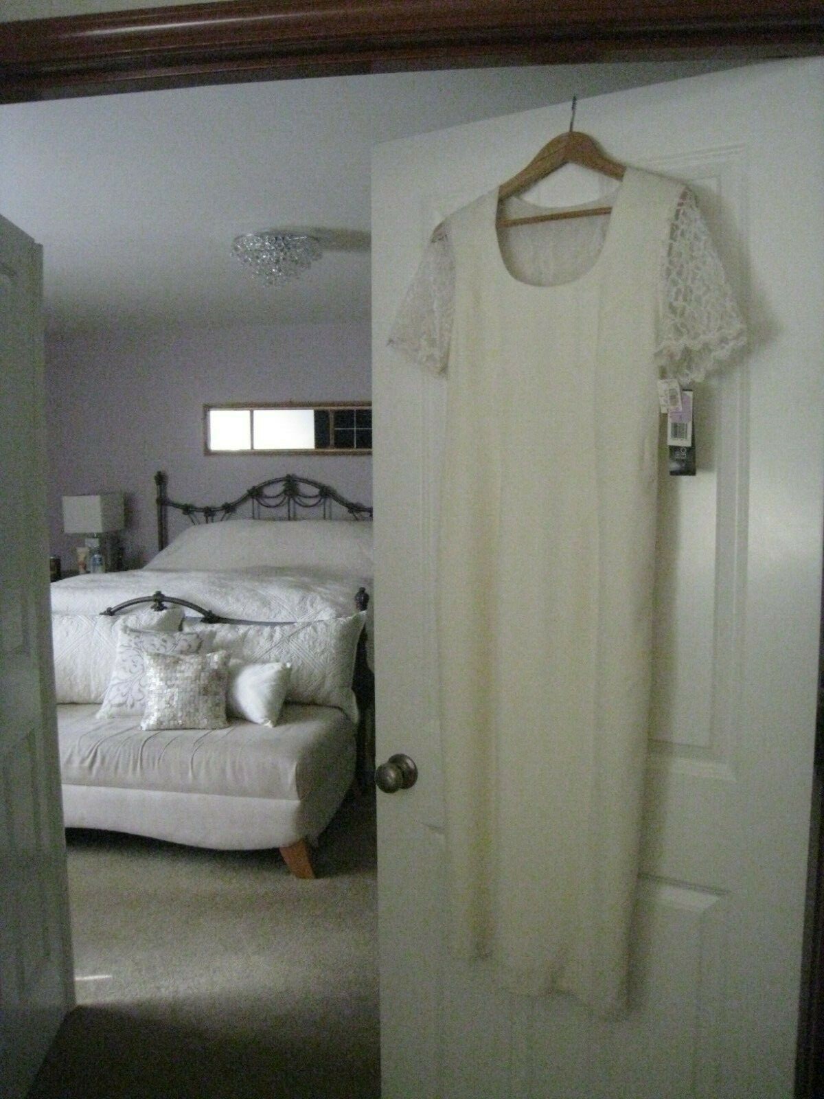 VINTAGE ~LATE LIMITED EDITION LTD ~BON MARCHE&rsquo; IVORY LACE DRESS SIZE 8 W/ TAGS
