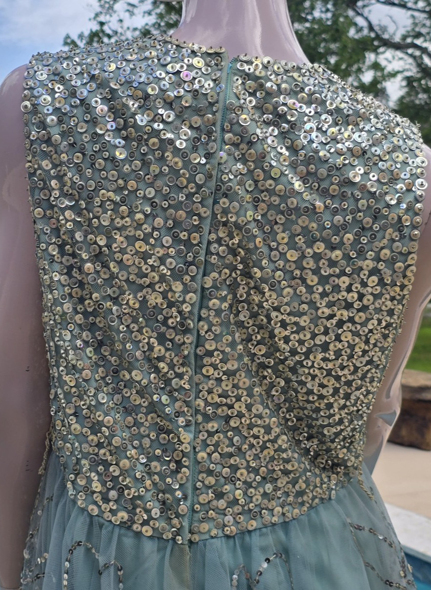 Victoria Royal Ltd. Vintage 60s Beaded Ice Blue Silk Formal Prom Dress size 18