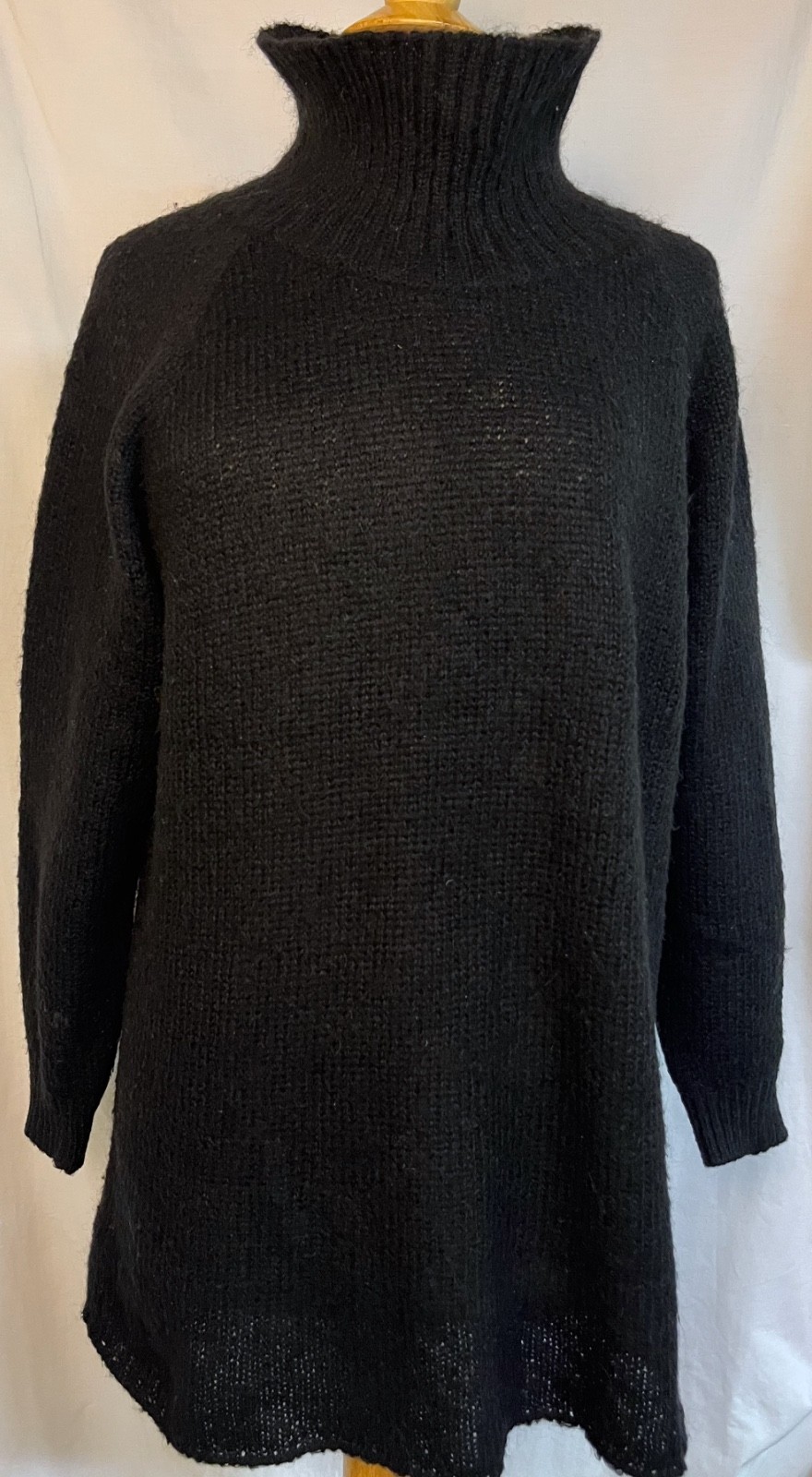 VTG Benetton Sweater Size 50 (XL) Mohair Wool Blend T-Neck Made In Italy 80s