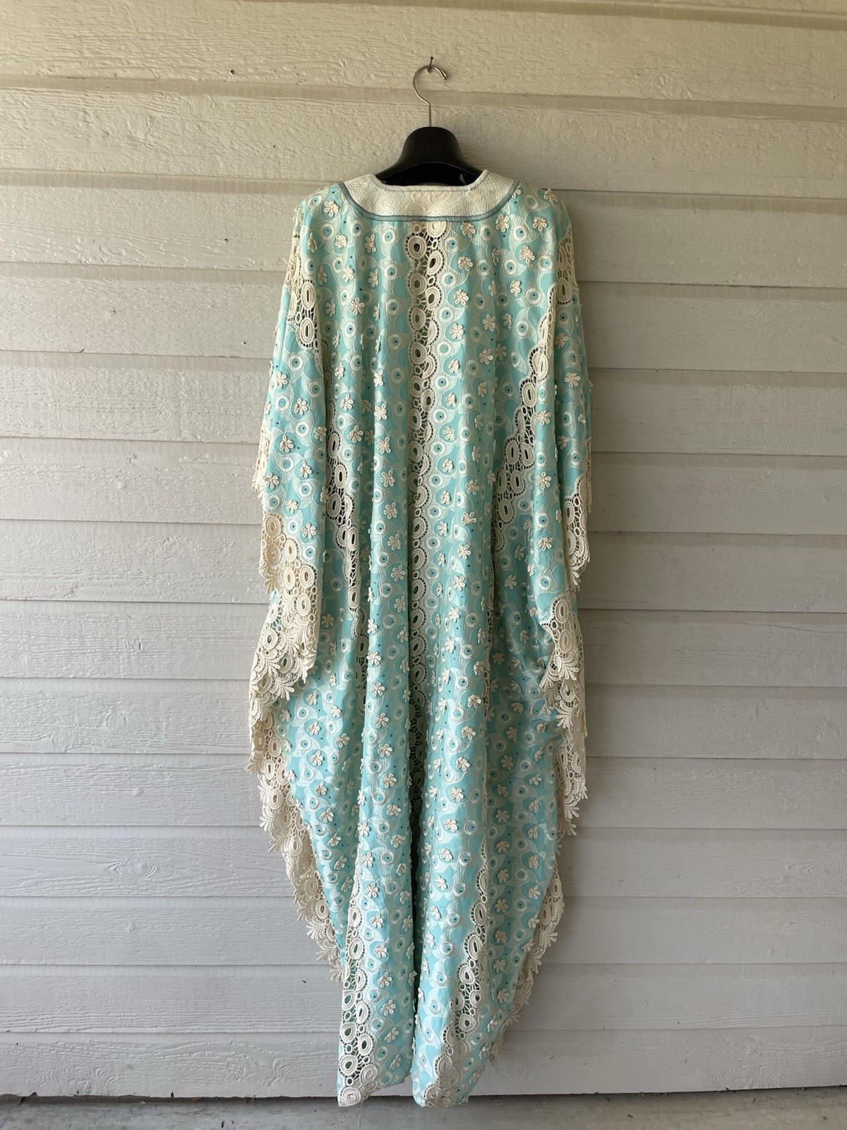 Vintage 1970s Teal Woman’s Floral Embroidery Bedazzled Caftan Dress – Unbranded