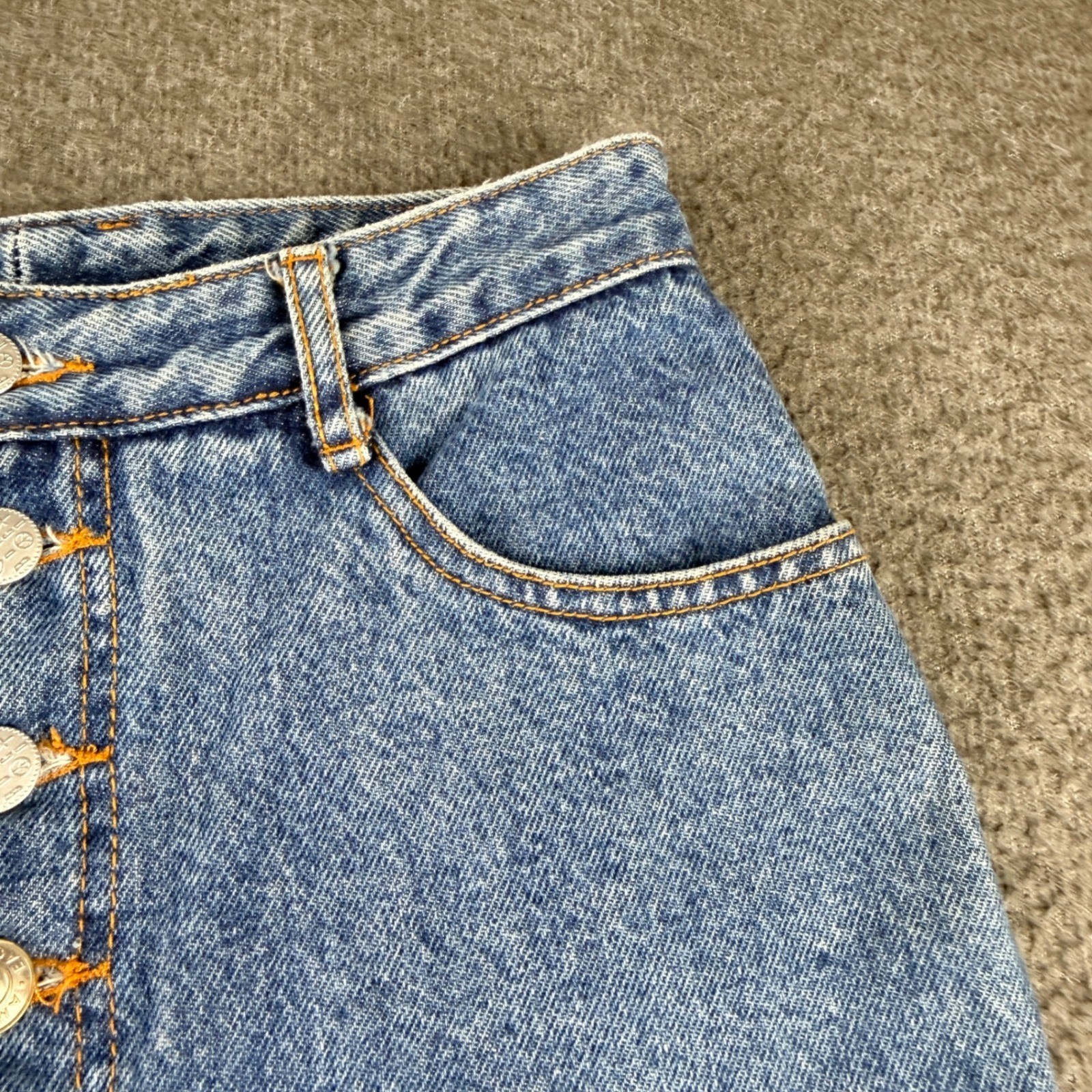 VINTAGE Bongo High Waisted Mom Jeans Blue Button Fly Tapered USA Women&rsquo;s Size 7