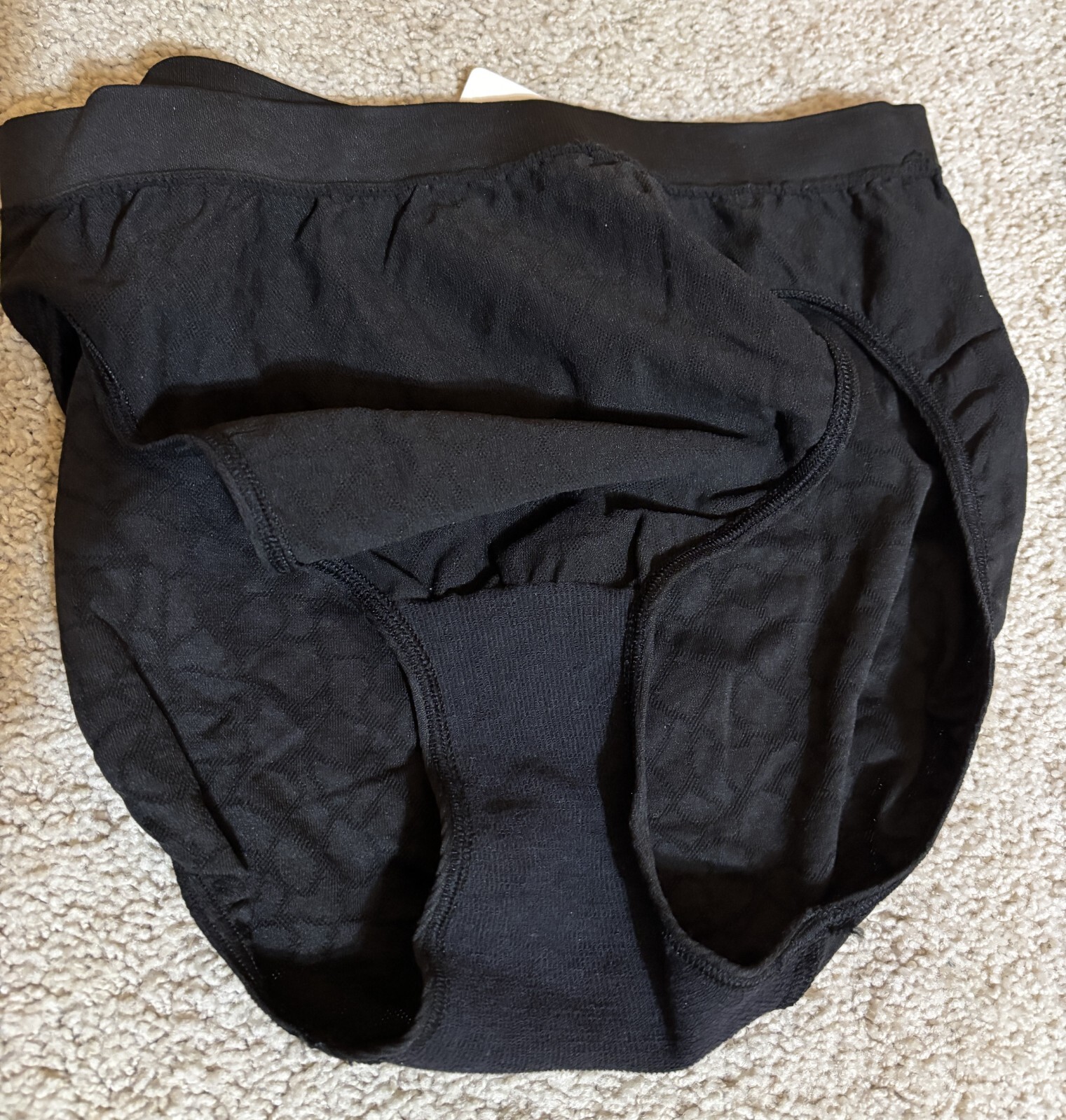 Vanity Fair Seamless Hi-cut Brief style #13-485 size 6 Black/design NWOT