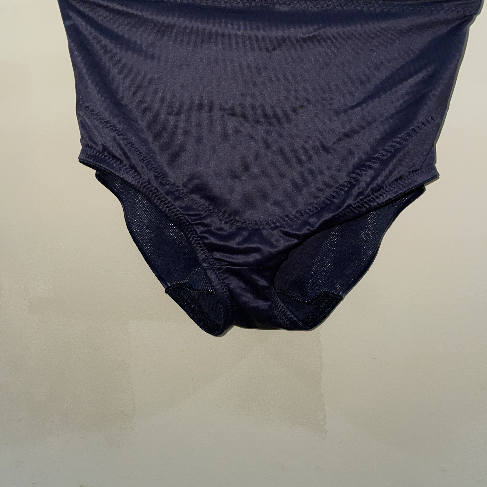 Miraclesuit Black Size M Nylon Blend Girdle