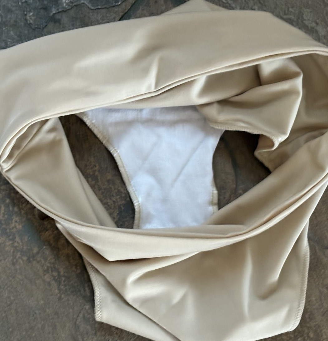 SPANX Medium Beige Hi Cut Light Weight Seamless Shaping Panties NWOT VINTAGE