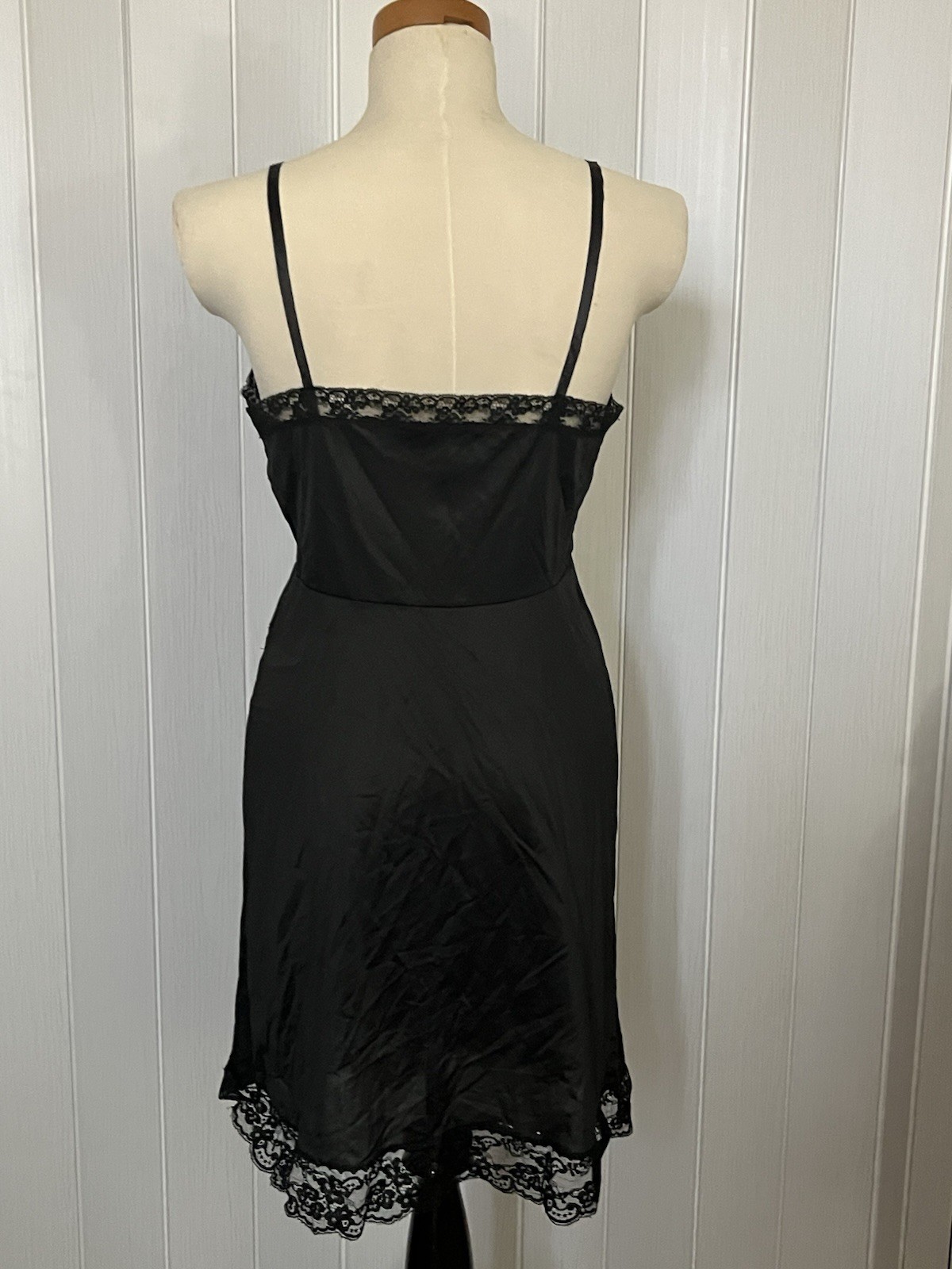 Van Raalte Vintage Original Black Nylon Lace Slip S MPN 34 Everyday 34in Hem