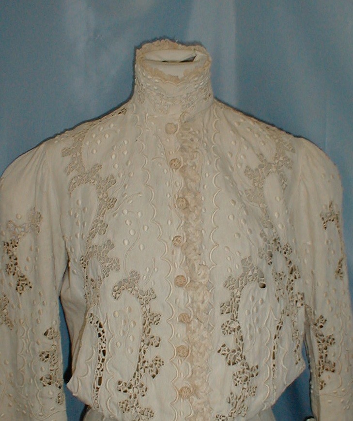 Elegant Antique Dress Victorian 1890 Beige Cut Work Linen Tea Dress