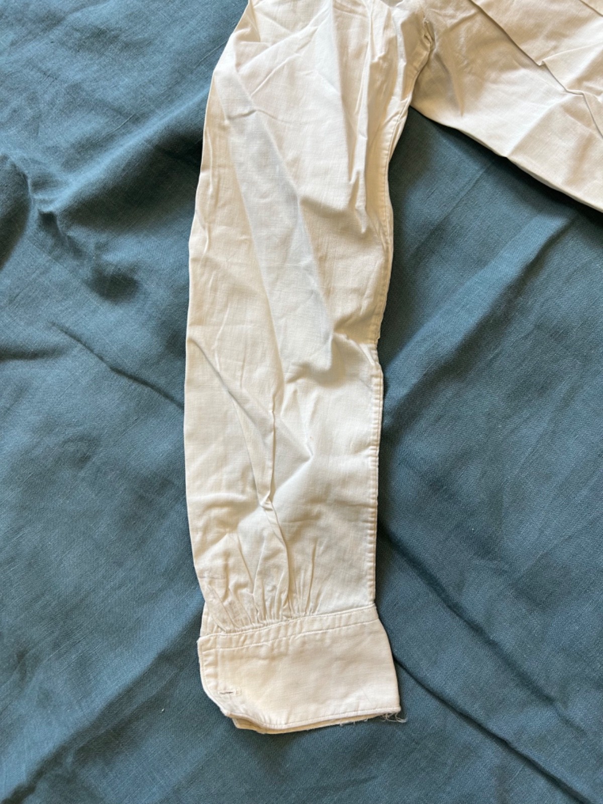 Late 19th-Early 20th Century Women&rsquo;s Blouse Machine Embroidery and Pleats