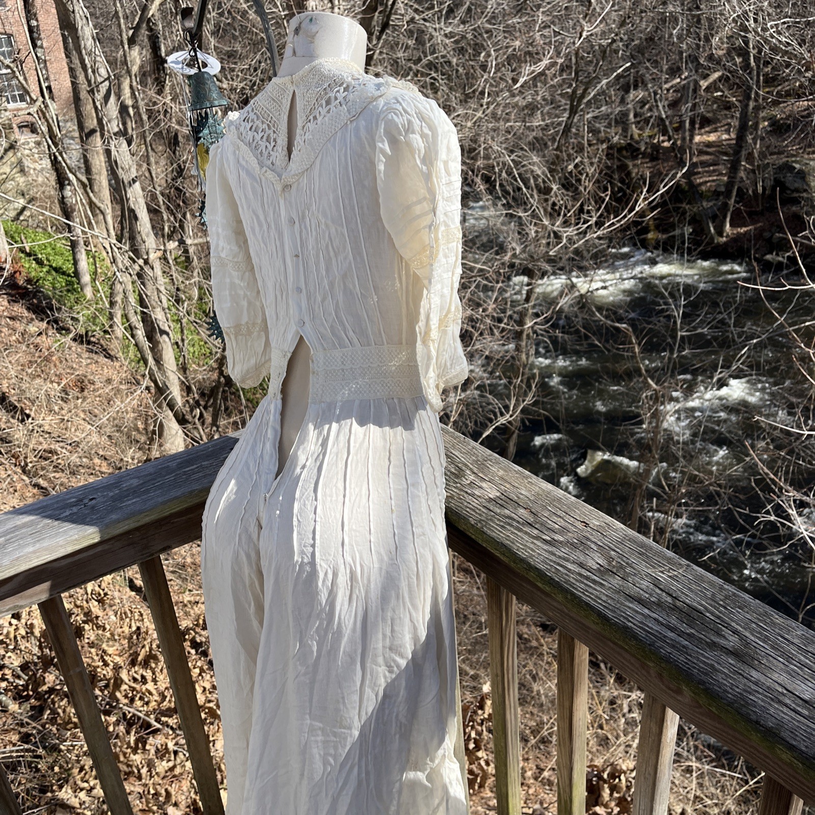 Authentic Edwardian Off White Cotton Lawn Dress c.1900 Lace Pintuck Button Back