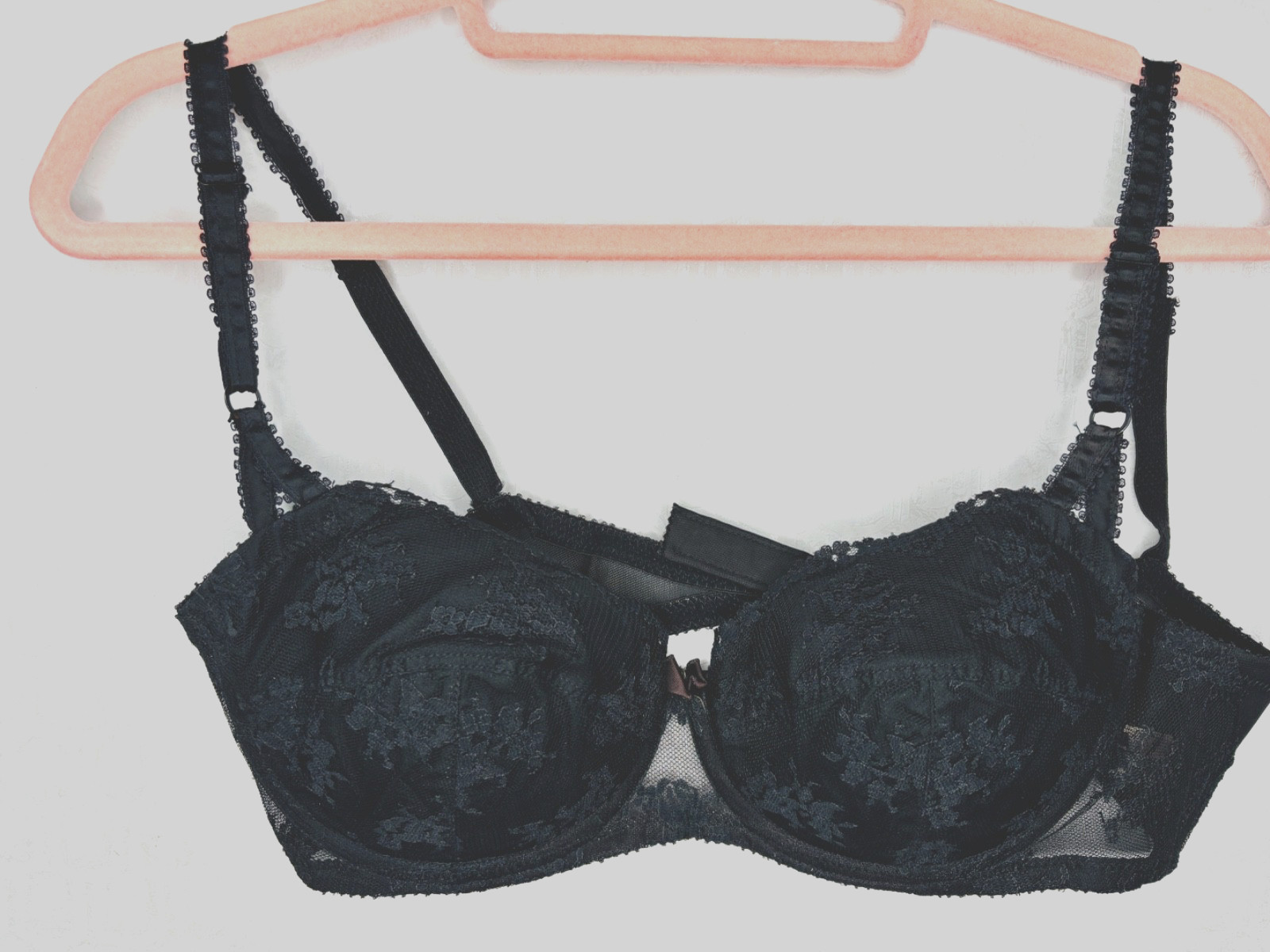 LOVELY!! VTG 60&rsquo;S SEARS BLACK LACE PLUNGE PADDED PUSH-UP BRA 759-04*38 B