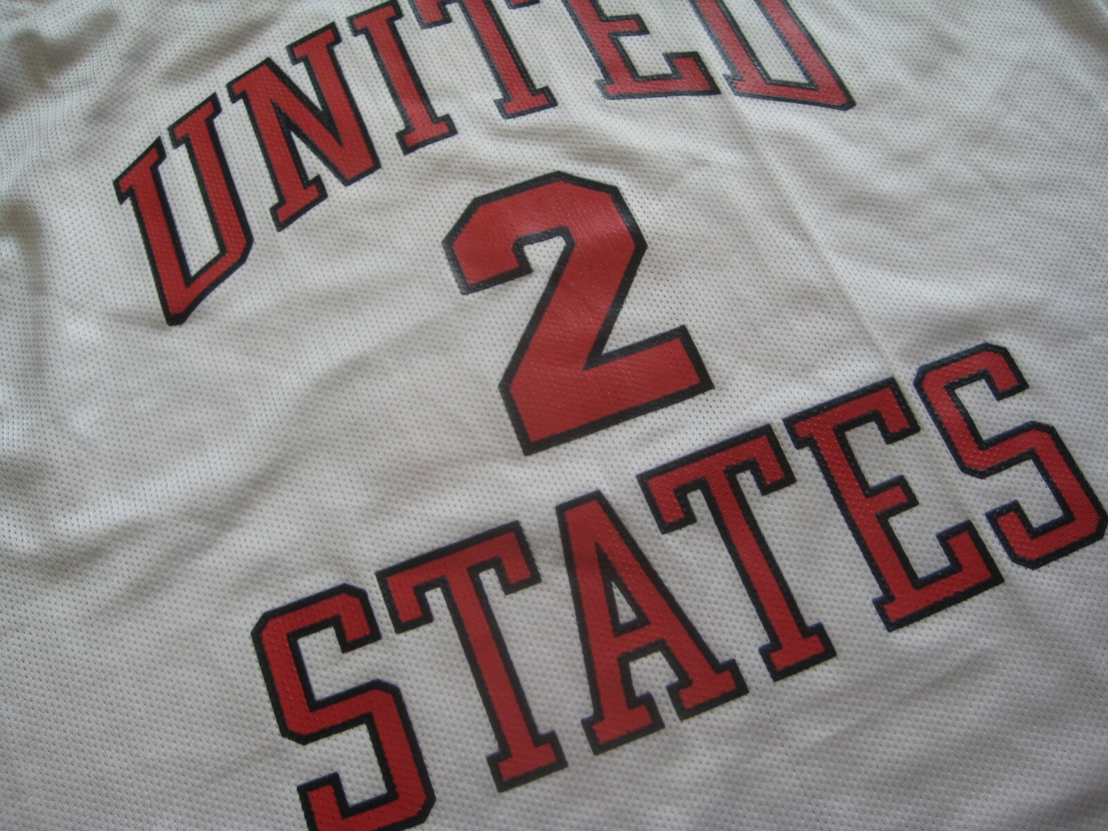 Vintage Lady CHAMPION UNITED STATES USA White Basketball #2 Jersey USED 12 SMALL