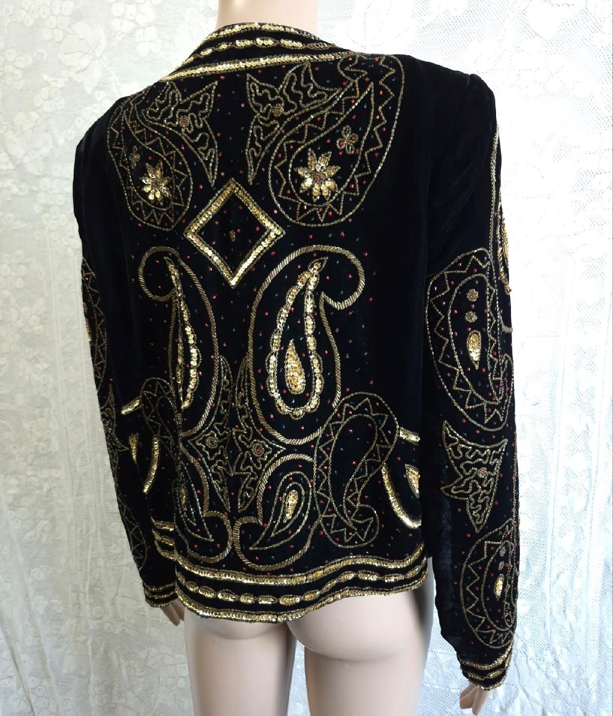 BLACK VELVET w/GOLD EMBROIDERY & BEADING Vintage 1980s BOHO GLAM JACKET M/L