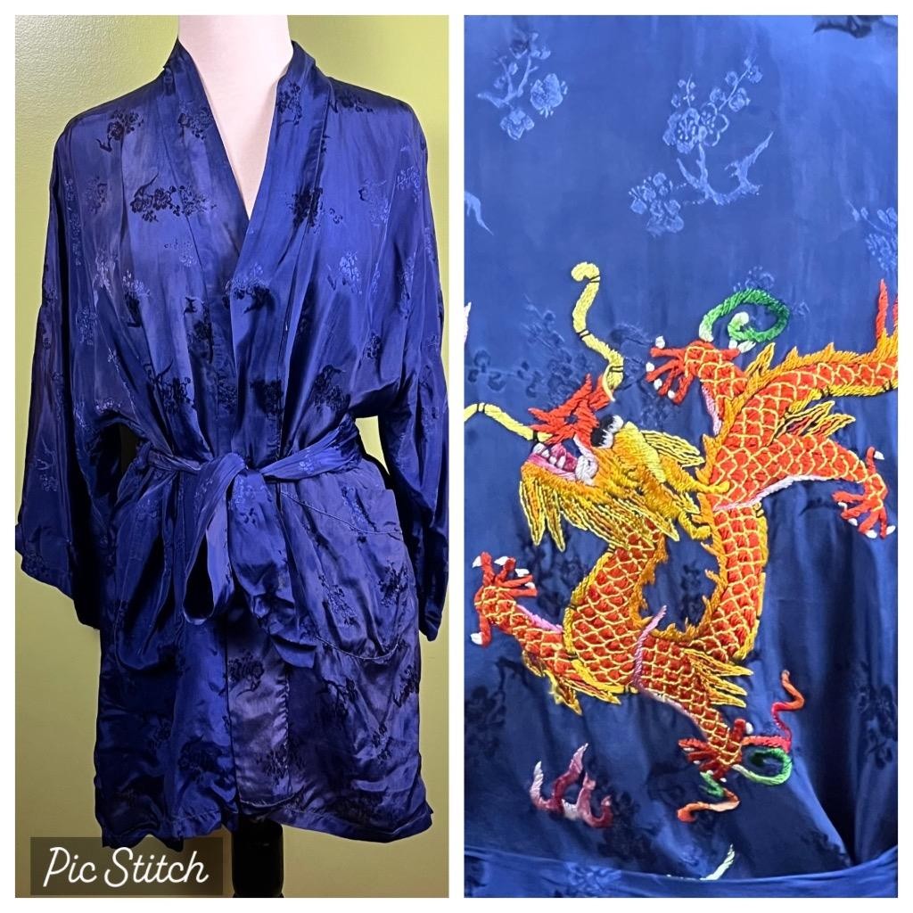 Vtg 70&rsquo;s Blue Rayon Embd. Short Robe Dragon Souvenir China S by Golden Bee