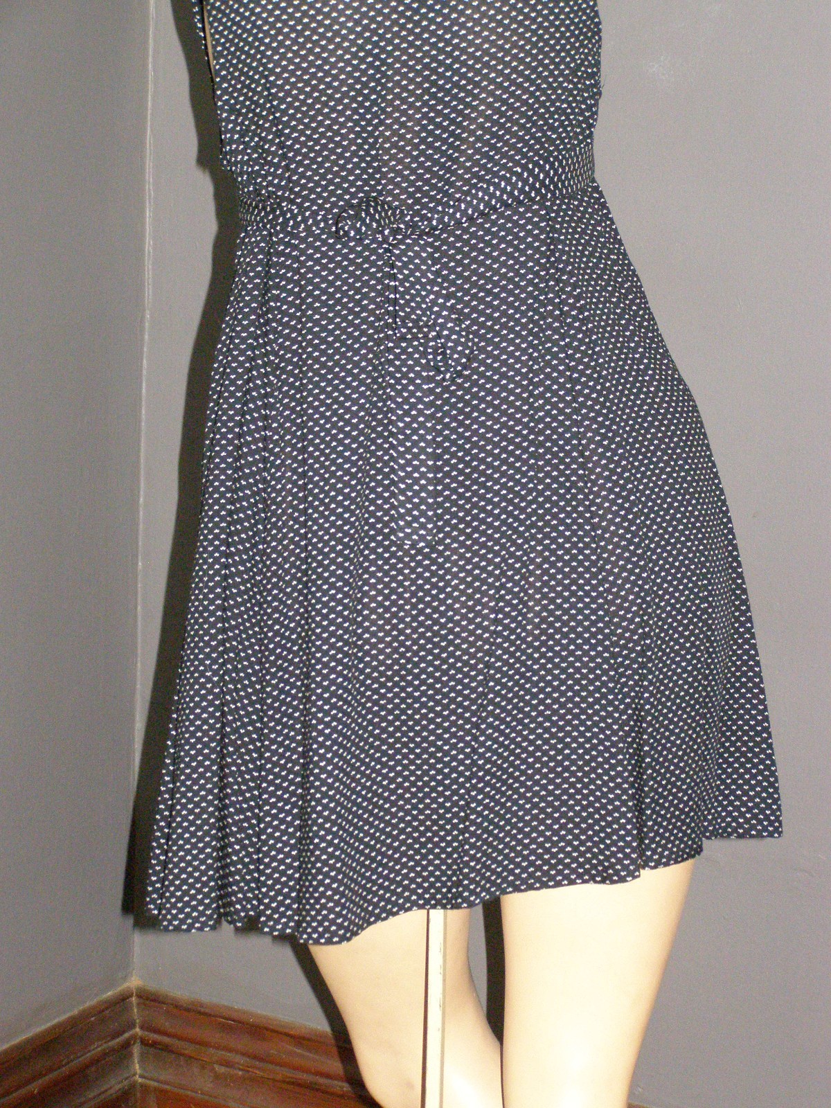 Vintage 90&rsquo;s black pearl button up MINI DRESS S M tie back waist V-neck GRUNGE