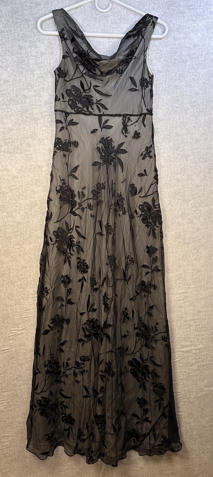 Emanuel Ungaro Sleeveless Black Dress Silk Blend Women’s Size 8 Floral Cutout