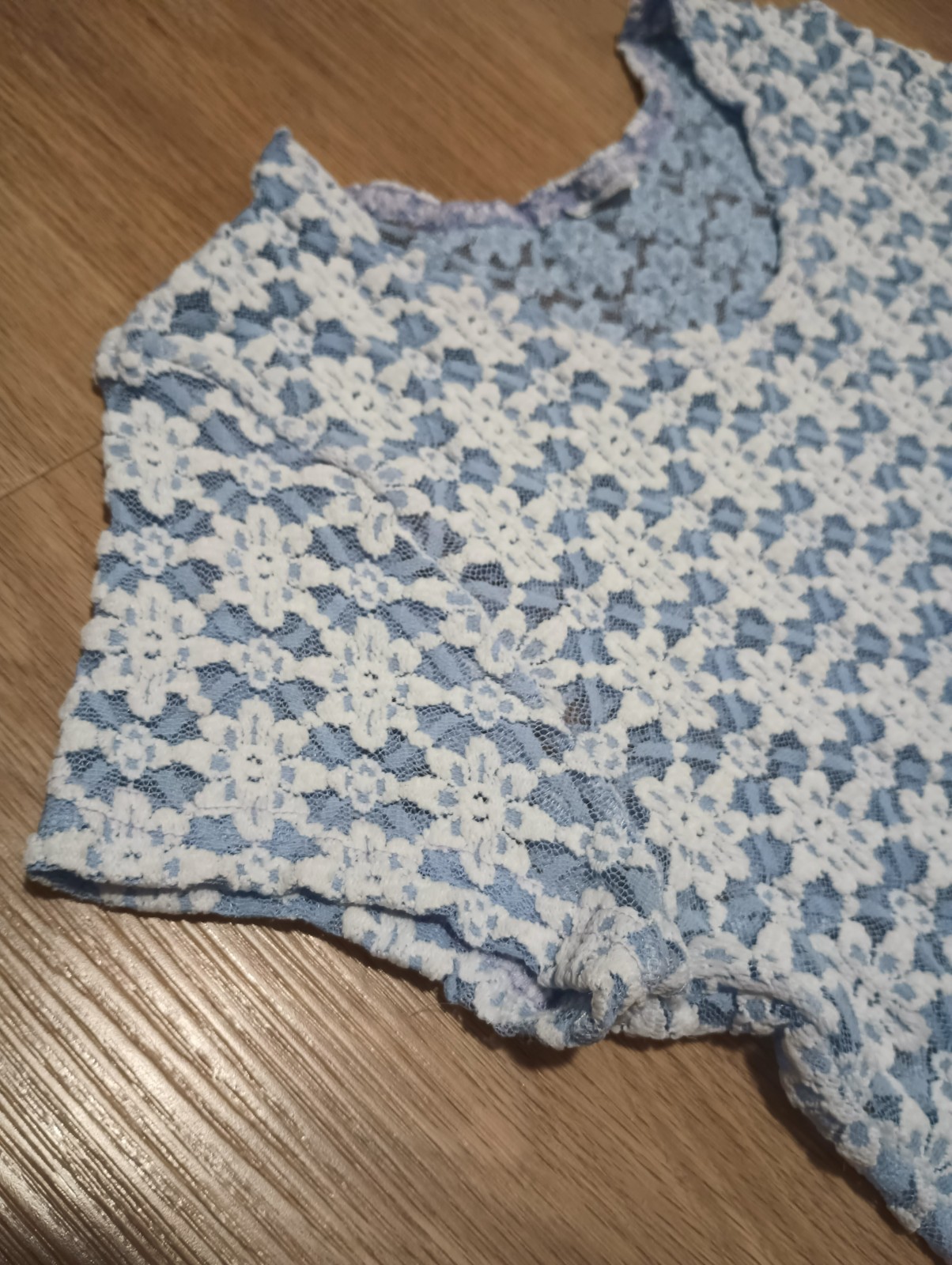 Vtg 70s Stretchy Sheer Crochet Floral Knit Powder Blue MOD Top T Shirt Blouse XS