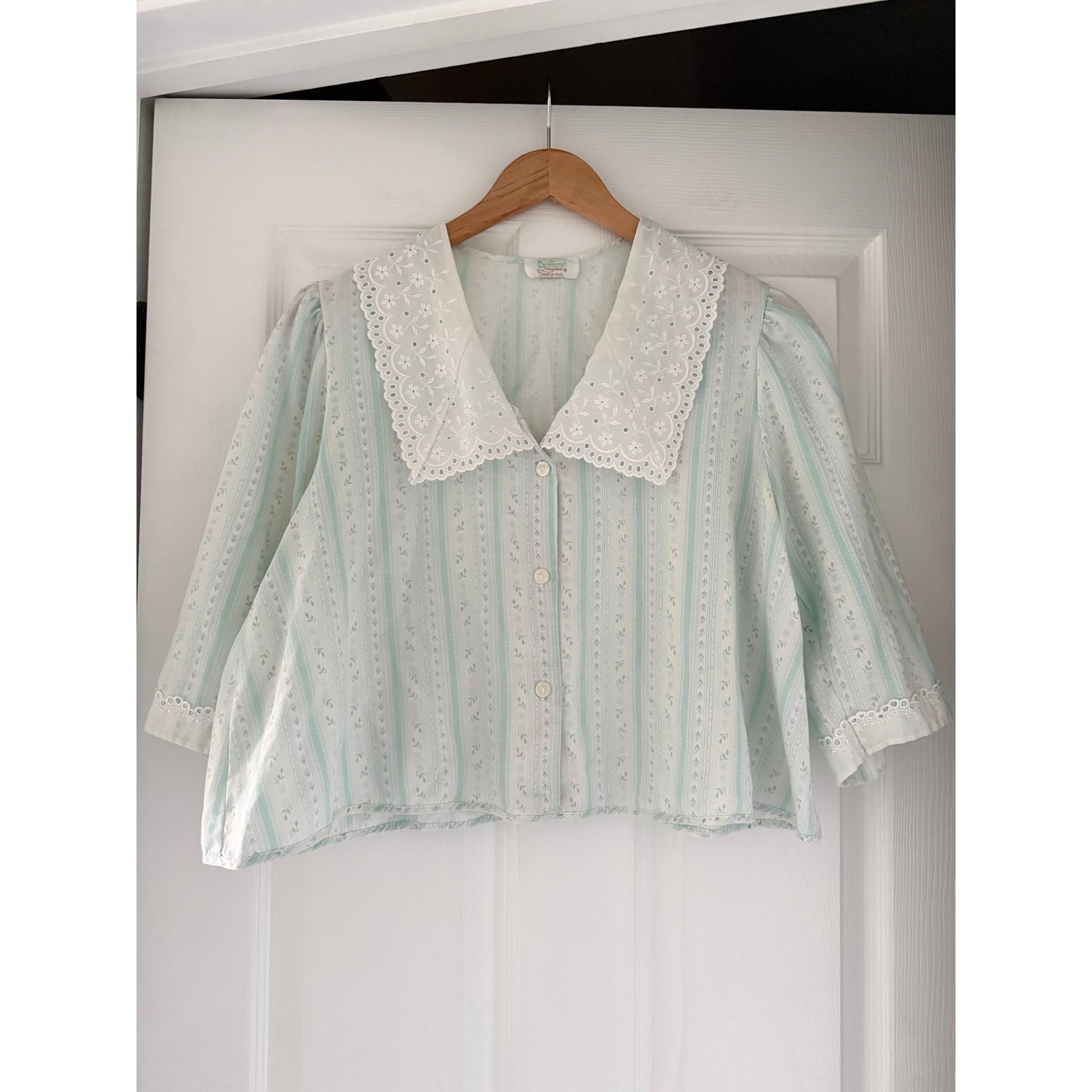 Vintage Womens Prairie Button Down Peter Pan Collar Cottagecore