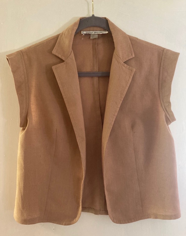 Vintage Linen Structured Vest by Donna Morgan for « Non Stop”