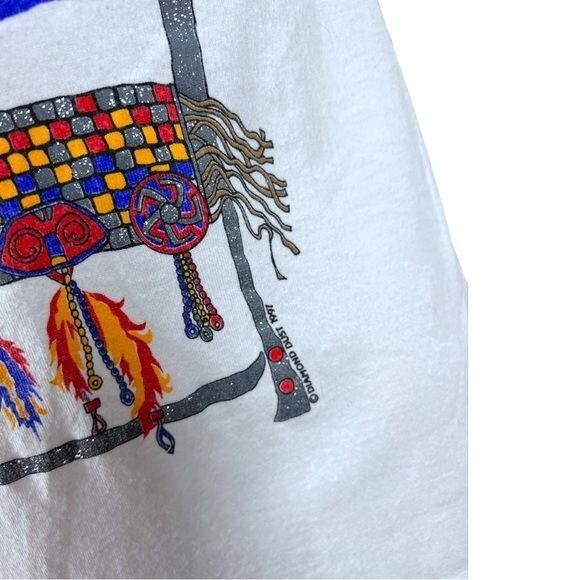 Vintage White 1997 DIAMOND DUST (Glitter) Horses Running Tee Size MD