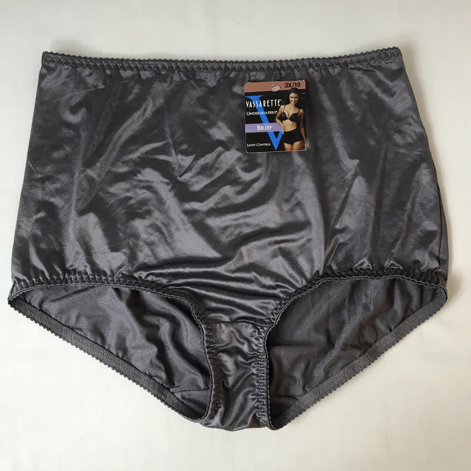 3X Vassarette Undershapers Light Control Panties Second Skin Satin NWT Steele