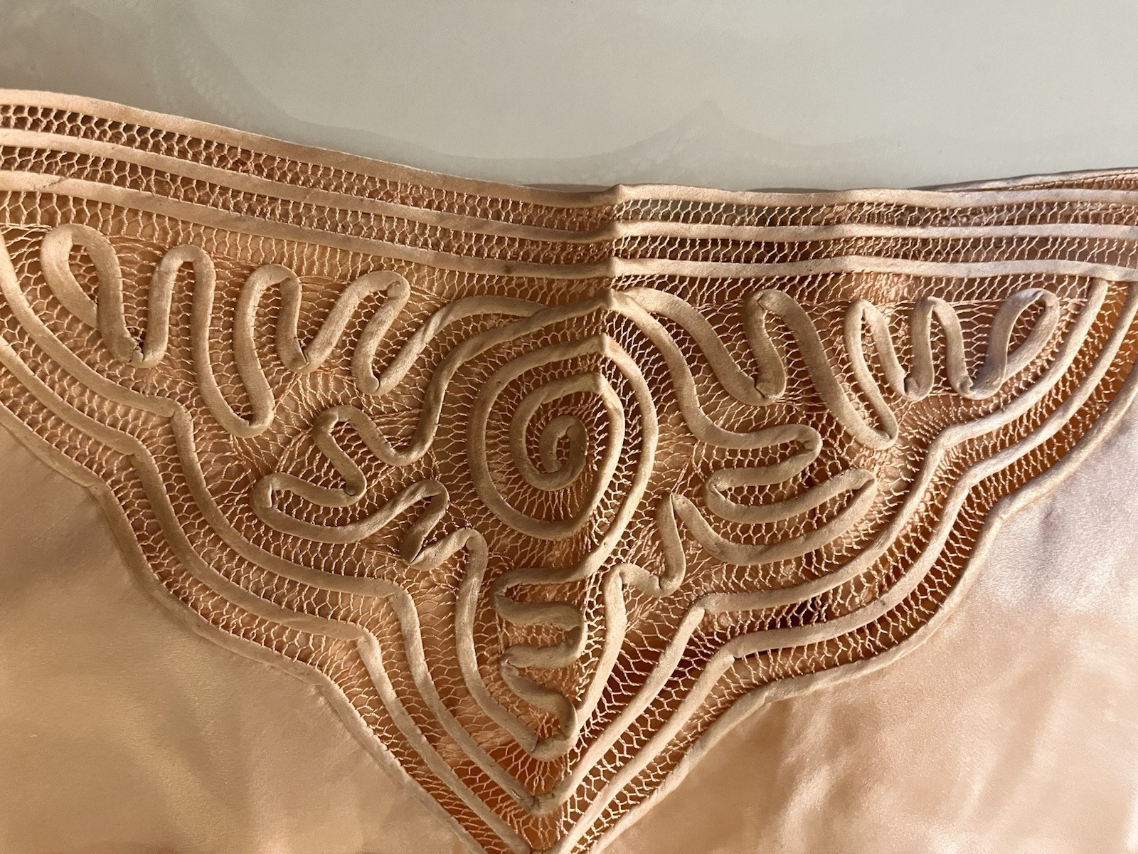 Vintage Peach Satin Silk Lace Tap Pants Knickers Boudoir Lingerie