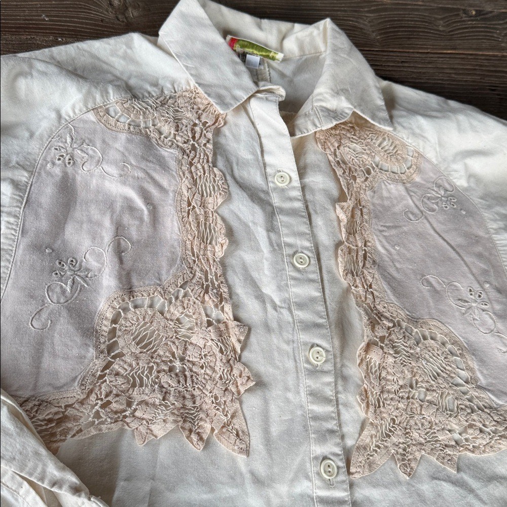 Vintage Handmade Doily lace trimmed cotton western rodeo long sleeve button down