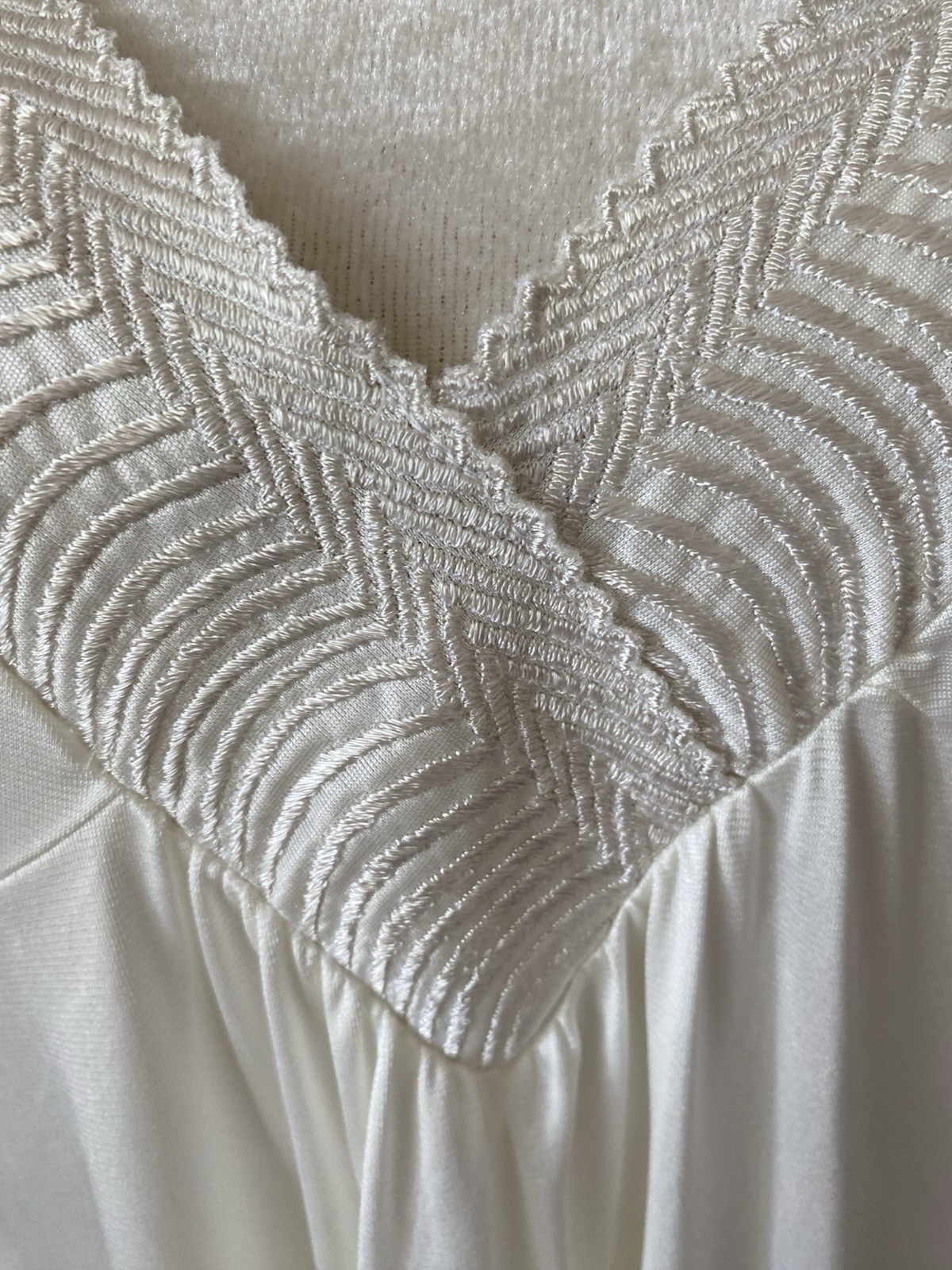 60s Lorraine Nylon Nightgown Spaghetti Strap Cream Ivory Nylon USA V Neck