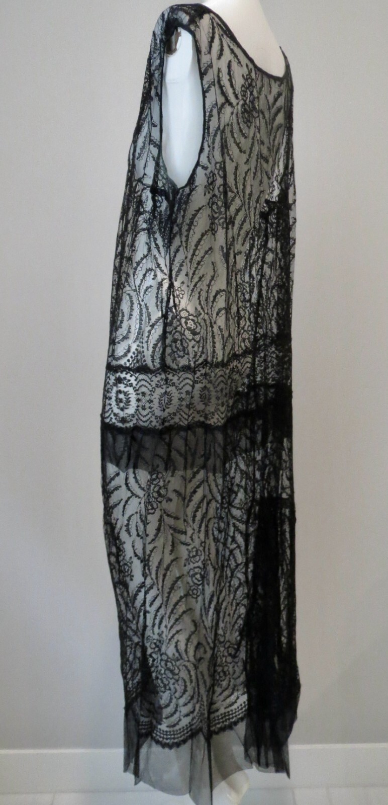 Antique Edwardian Gown + Jacket Chantilly Lace Pleated Back Ex Cond