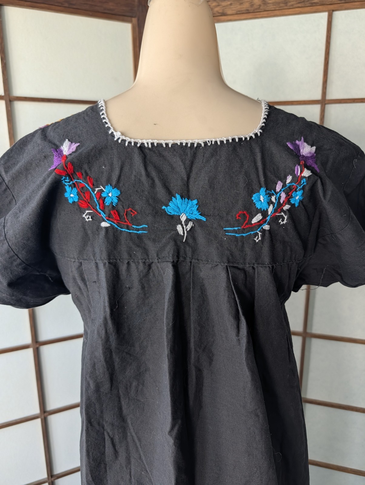 Vintage 70s Intricate Hand Embroidered Mexico Tourist Dress Peacock Sz M/L Black