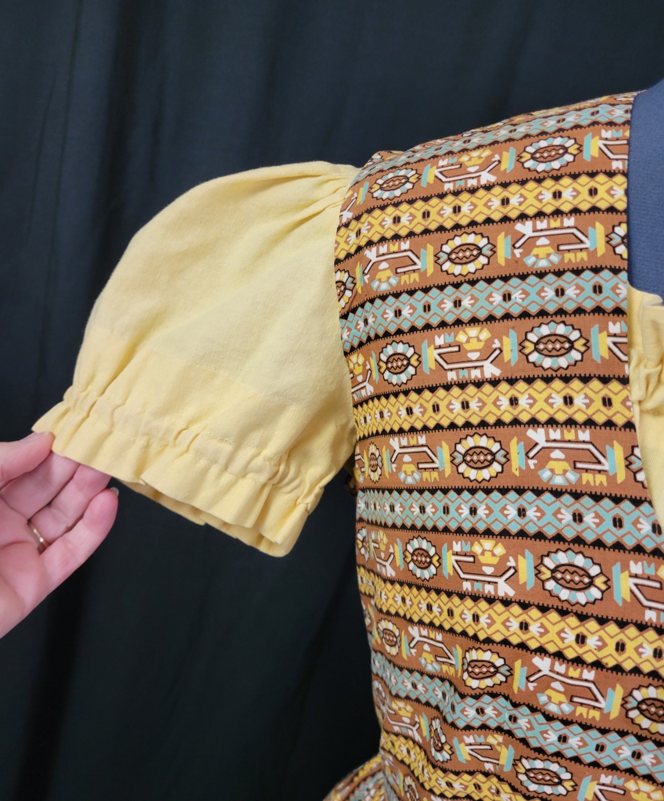 Vintage Dirndl Dress w Blouse in Brown/Yellow/Blue Pattern Size Small?
