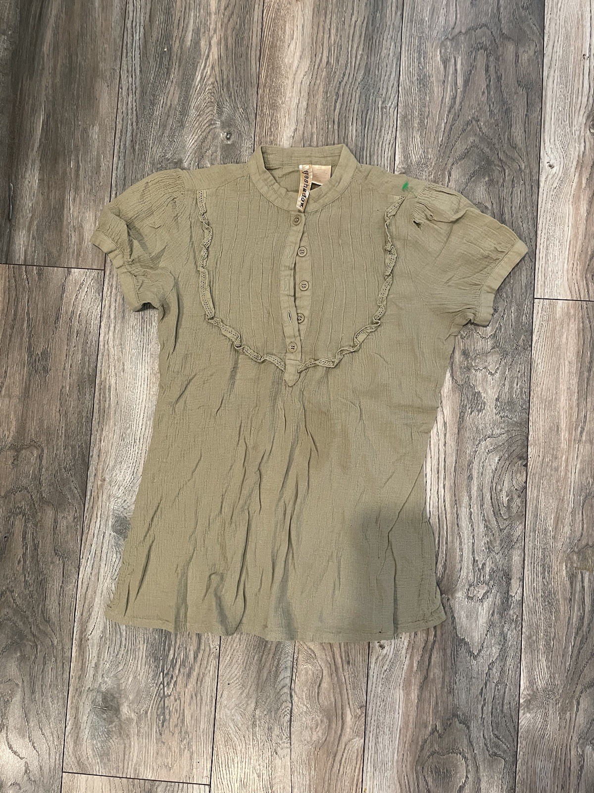 Vintage Olive Green Ruffle Trim Blouse Short Sleeve Button Up Boho Cottage Core
